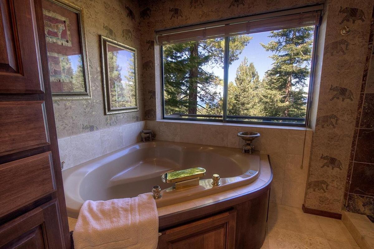 Hch1239 - Heavenly Tree House Holiday home South Lake Tahoe